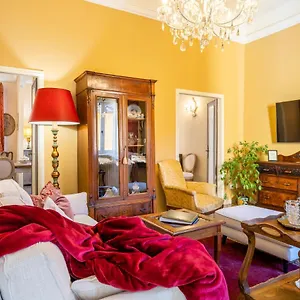 Apartment De Maestri - With Elevator Since September 2025, Lucca